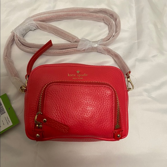 Tiny Bright Pink Kate Spade Purse - Picture 2 of 6